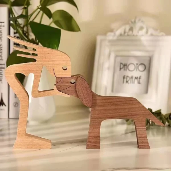 Estátua Pet Lover em Madeira