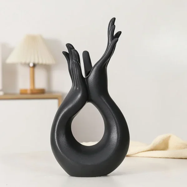 Vaso Minimalista Mãos em Cerâmica
