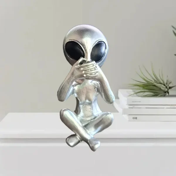 Estátua dos Três Aliens Sábios