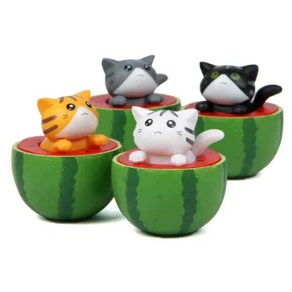 Miniaturas de Gatinhos em Melancias