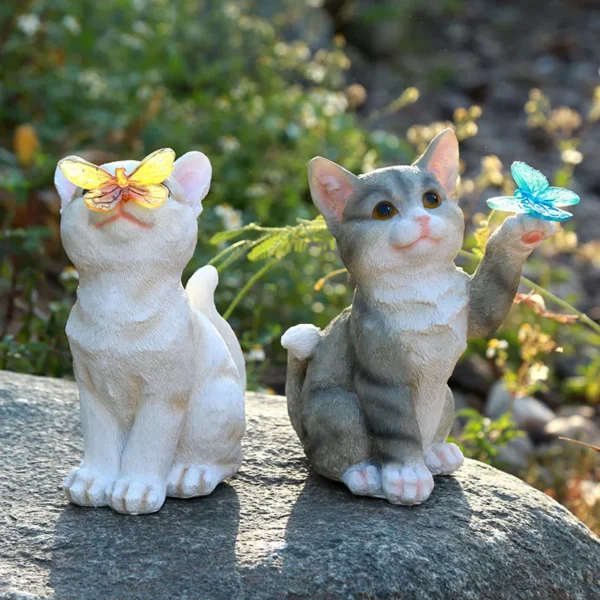 Lanterna Solar de Gatinho e a Borboleta