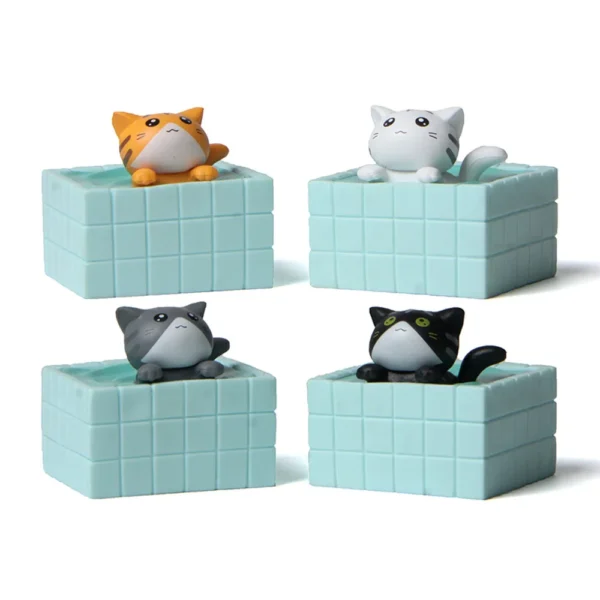 Miniaturas de Gatinhos na Piscina