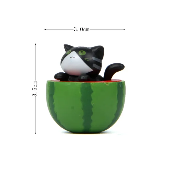 Miniaturas de Gatinhos em Melancias