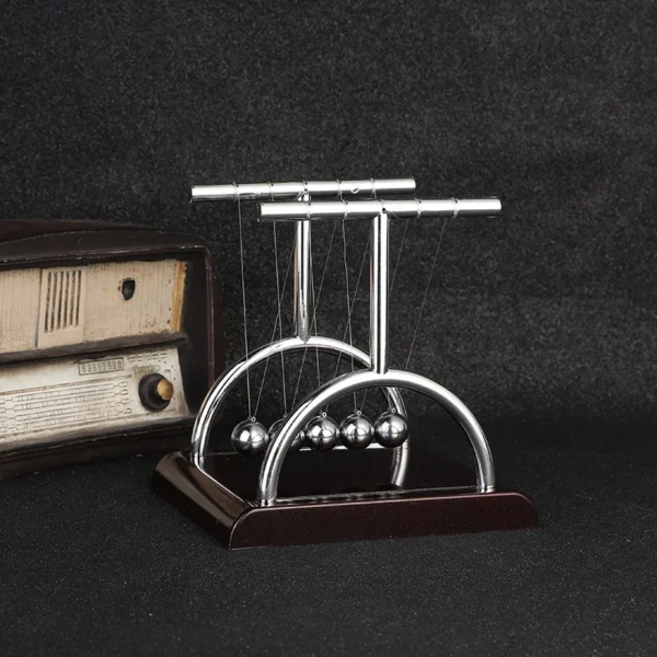 Pêndulo de Newton em Metal