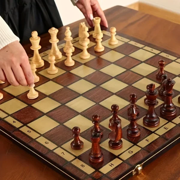 Tabuleiro de Xadrez Dobrável em Madeira